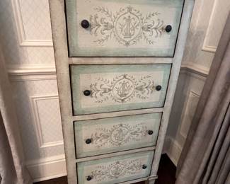 39. Ardley Hall Painted 4 Drawer Chest (22" x 15" x 50")