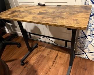 83. Rustic Standing Desk (32" x 16")