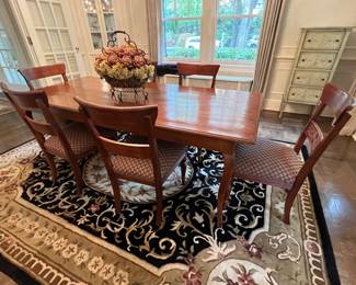 38. Ethan Allen "British Classic" Dining Table (38" x 84" x 31") and 6 Side Chairs