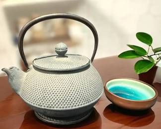 Japanese Cast Iron Teapot With Trivet And Small Bowl