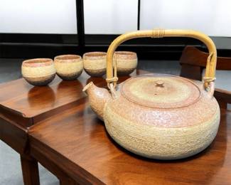 Japanese Style Stoneware Teapot And 4 Cups