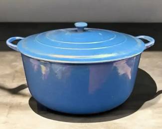 Vintage LE CREUSET Cobalt Blue Enamel Cast Iton Round Dutch Oven, 3.5 QT