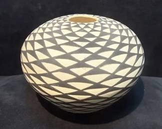 Signed Rose Chino Garcia Pueblo Acoma Pottery