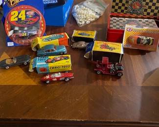 collectible die cast toy cars