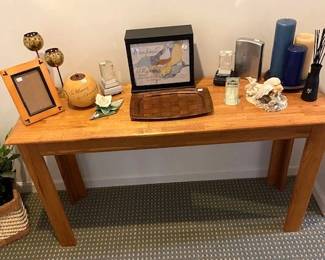 oak table and decor