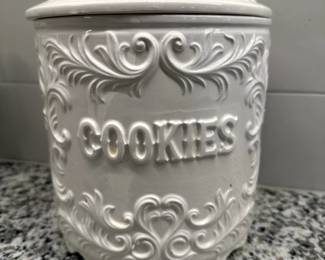 Vintage cookie jar