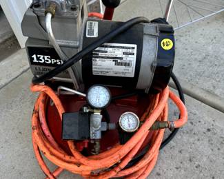 Air Compressor...it WORKS! 135 psi