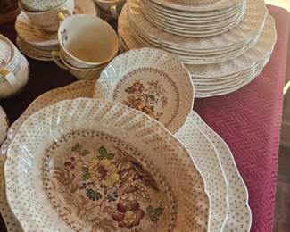 Vintage dish set