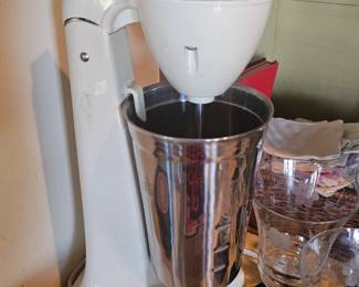 Vintage Hamilton Beach cocktail shaker