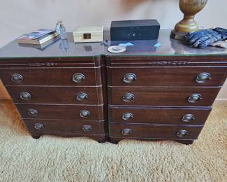 nightstands, pair