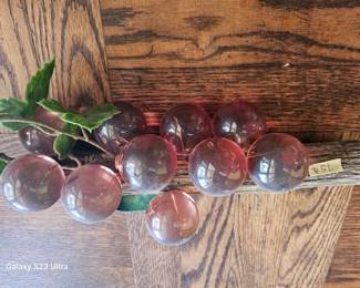 Glass grapes