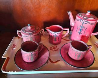 Vibrant coffee set