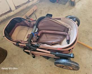 Foldable stroller 