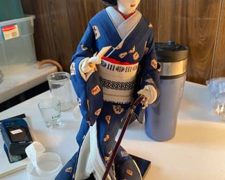 GEISHA DOLL