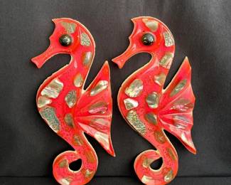 Fun Mid Century Vintage Hot Pink Resin Abalone Shell Seahorses * Belgian?