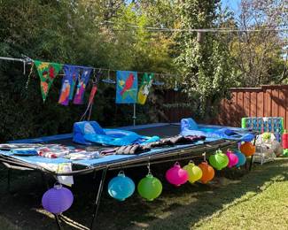 Trampoline, garden decor, children's games, pool accessories, and MORE!