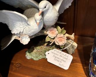 Maruri "Wings of Love" Porcelain Doves