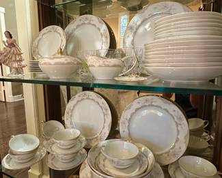 Mikasa "Victoria" China set