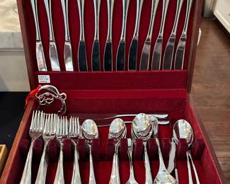 Nambe "Skye" Flatware Set