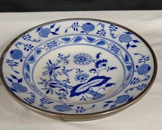 Blue Onion Warming Dish