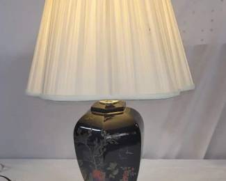 Asian Porcelain Lamp
