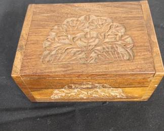 Archana Handicrafts Carved Box