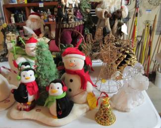 Lots of cute Christmas decor
