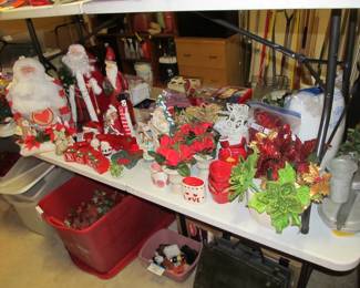 Lots of cute Christmas decor