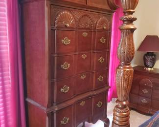 Tall Chest for Queensize Bedroom Set