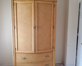 Tall Armoire for Kingsize Bedroom Set
