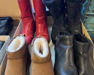 Ladies boots