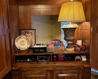 Henredon Entertainment Center, accessories