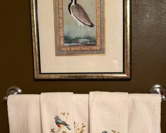 Towels with birds and bird print