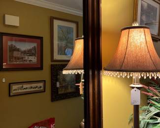 Large Mirror, lamp