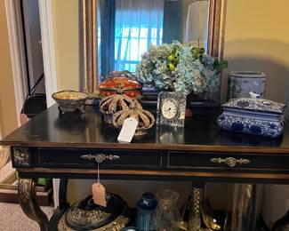Designer Foyer Table and accessories, Mirror