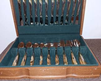 90-piece Cambridge Gold Florentine stainless steel flatware set.  16 place settings as well as 10 serving pieces.  $215