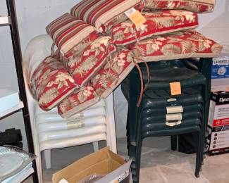 Outdoor accessories.