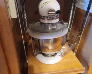 Kitchen Aide Mixer