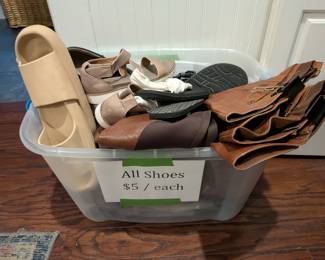 Lots of shoes in good condition.