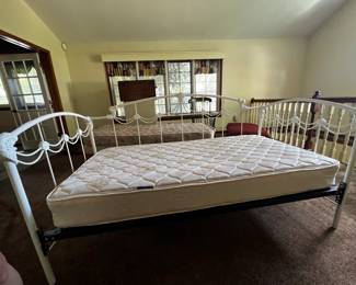 Day bed