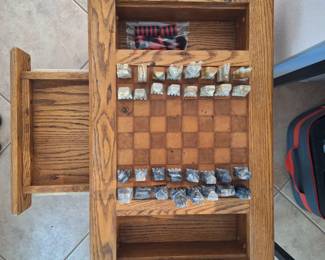 Gaming table