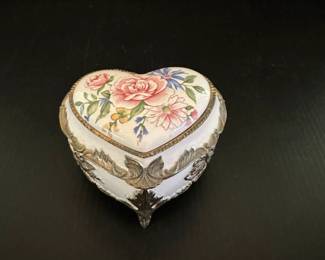 Trinket box