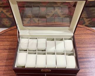 Watch box