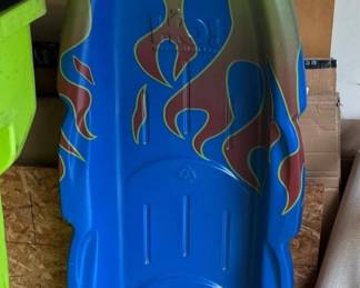 Flexible Flyer Aurora foam snow sled