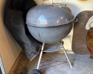 Charcoal grill