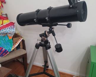Orion SpaceProbe 130mm EQ Equatorial Reflector Telescope w/ Tripod and Cell Phone Adapter