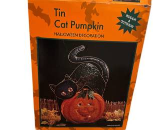 The Cat Pumpkin Metal Halloween Decoration