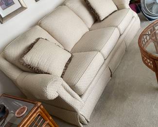 Very Nice VTG Clayton Marcus Lazy Boy Brand Skirted Sofa