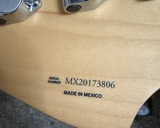 Fender acoustic electric guitar - Highway Series Dreadnought
