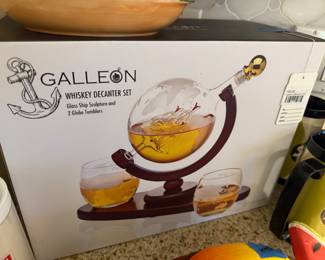 Galleon Decanter Set 